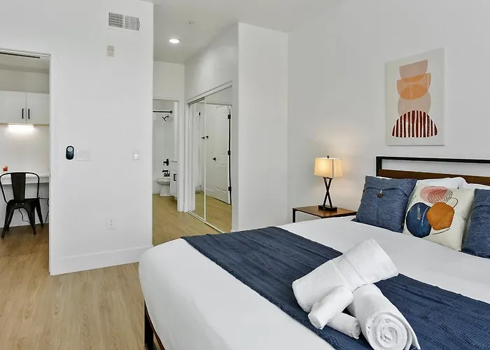 Apartamento Cozysuites By The Stadium W Pool 07 *